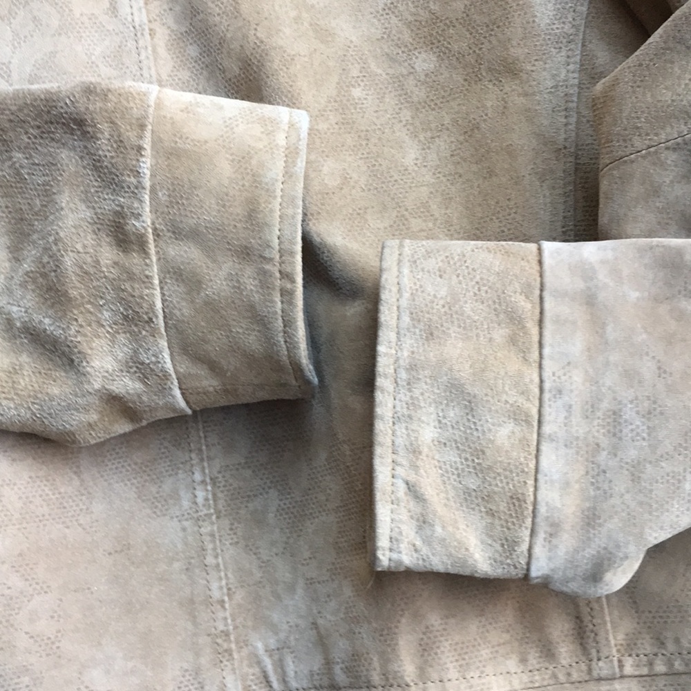 Suede Jacket - Picture 7 of 7